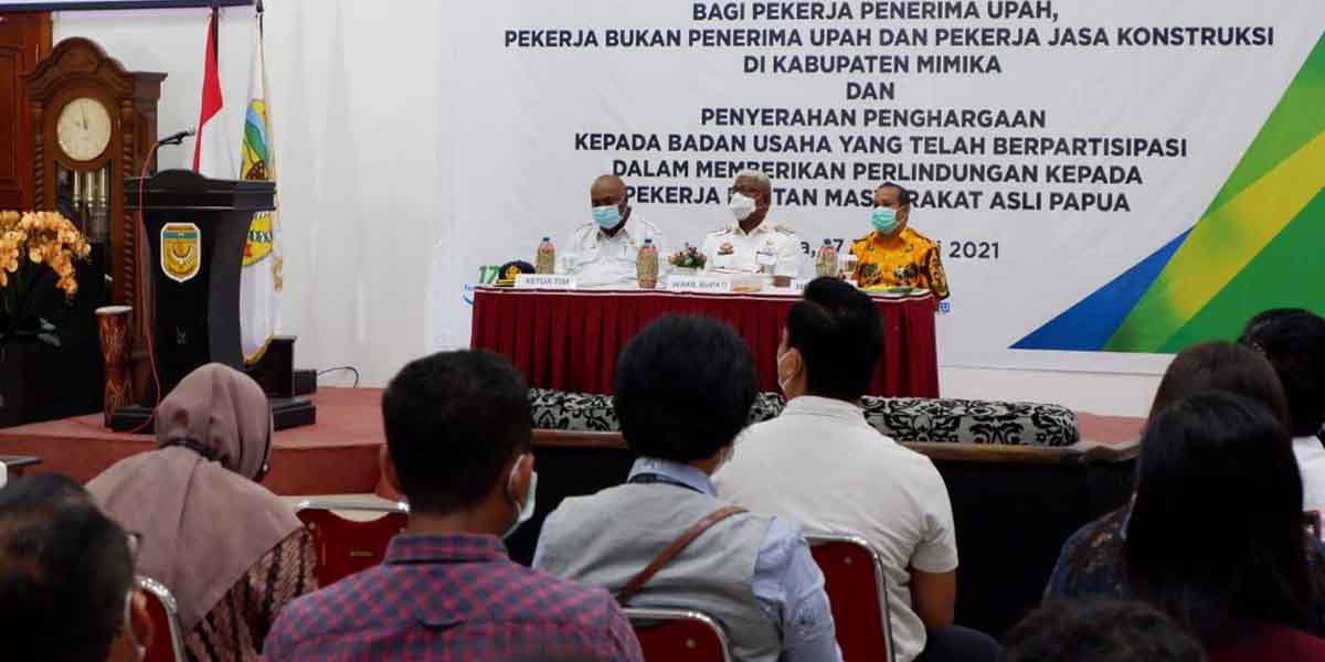 pemkab-dorong-perusahaan-di-mimika-daftarkan-karyawan-di-bpjs-ketenagakerjaan